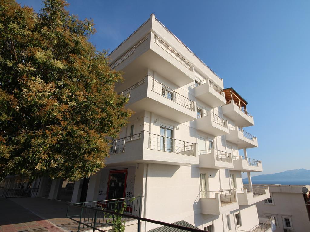 Nefeli Apartments Саранде Екстериор снимка