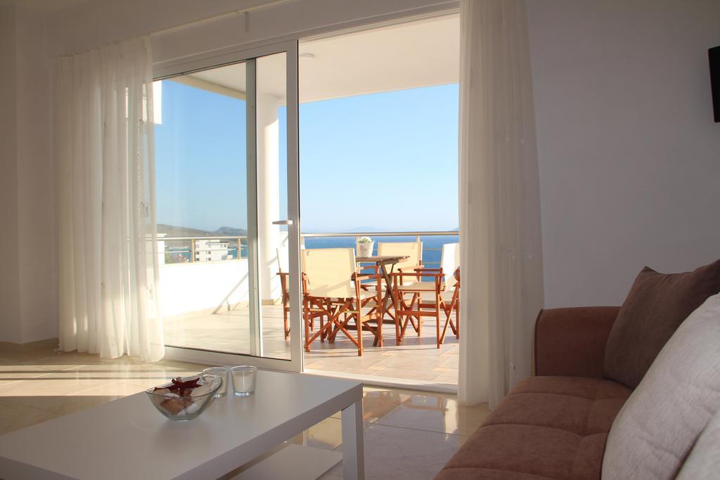 Nefeli Apartments Саранде Екстериор снимка
