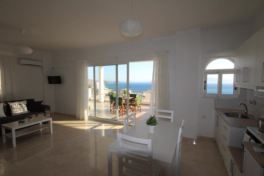 Nefeli Apartments Саранде Екстериор снимка