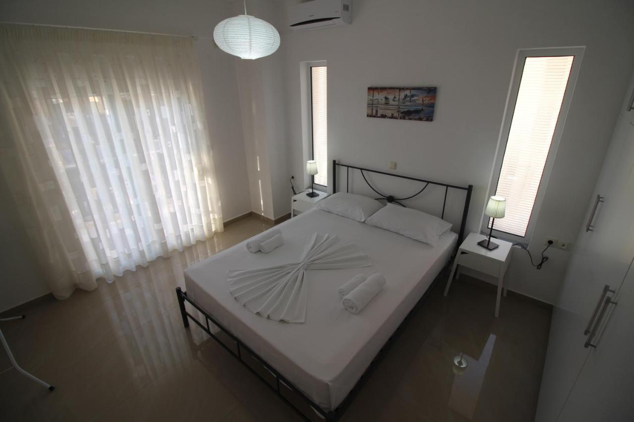 Nefeli Apartments Саранде Екстериор снимка