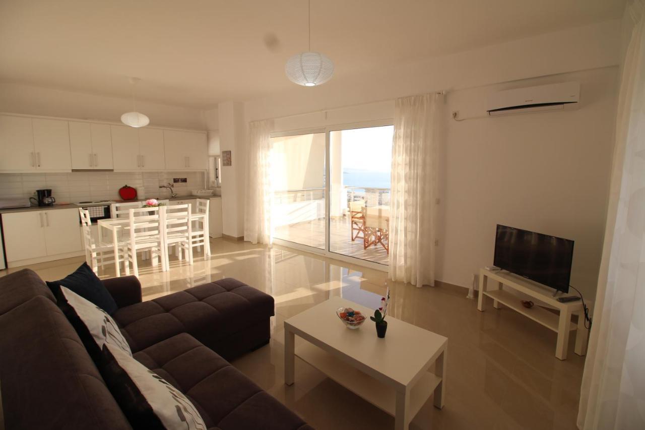 Nefeli Apartments Саранде Екстериор снимка