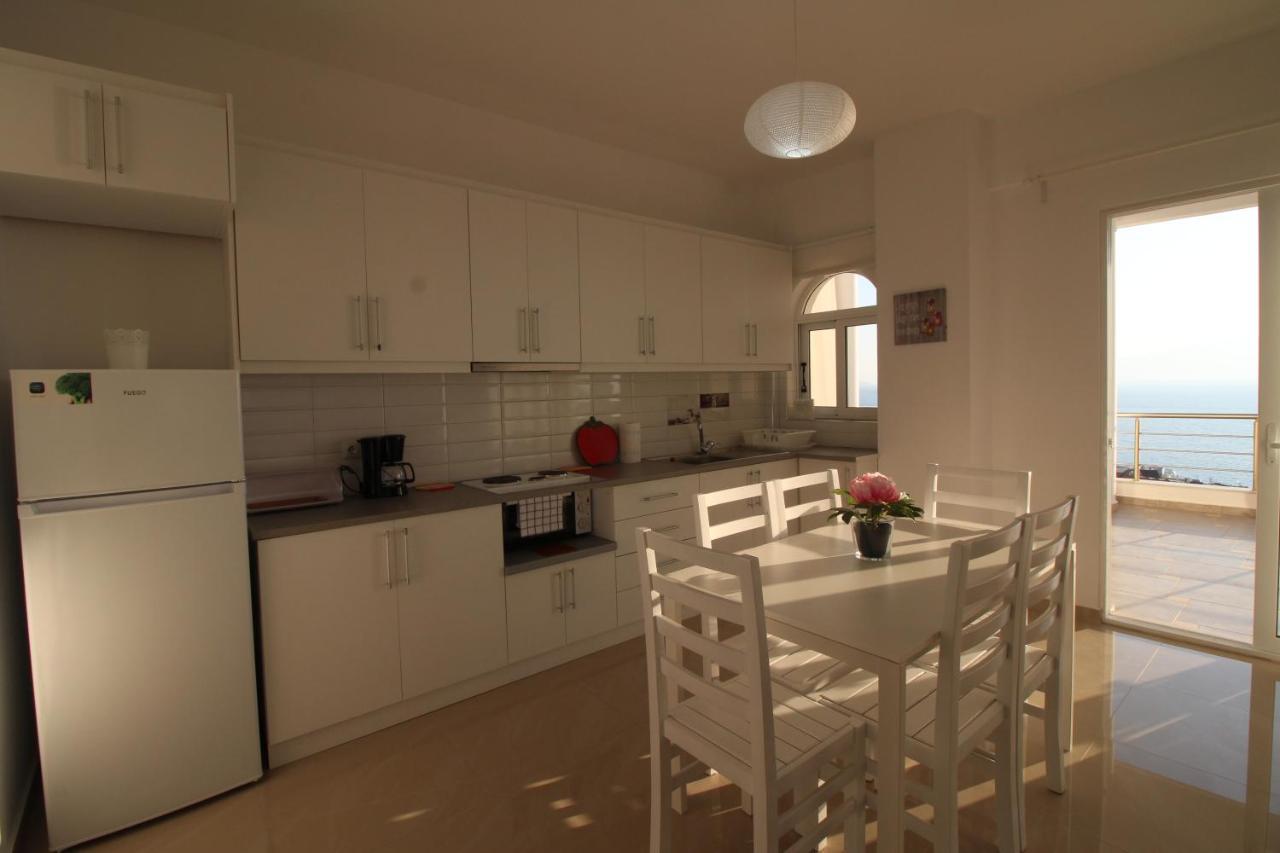 Nefeli Apartments Саранде Екстериор снимка